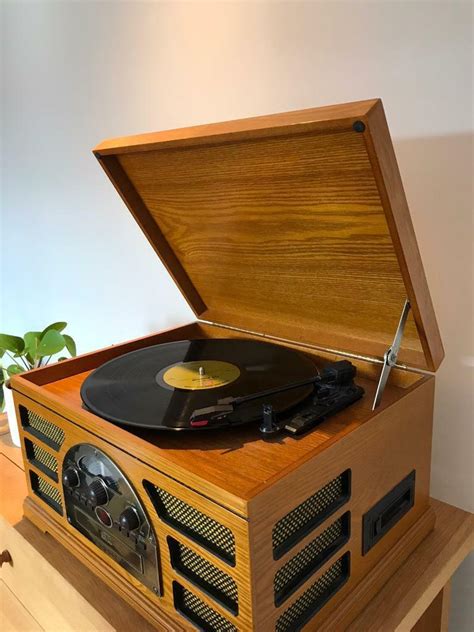 Crosley Vintage Style Record Player Turntable Cdtaperadio In