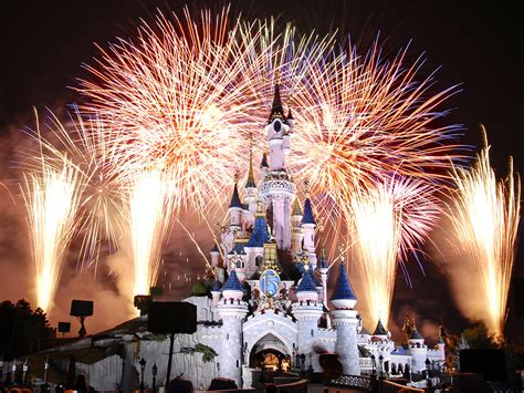 We have the most scary collection of wallpapers here. Disney Fireworks HD Wallpapers 21670 - Baltana