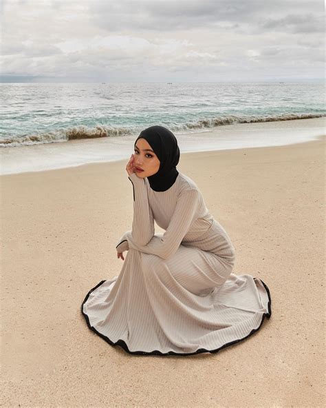 hijabi girl girl hijab modest fits beach poses beach look fitness inspo hijab fashion