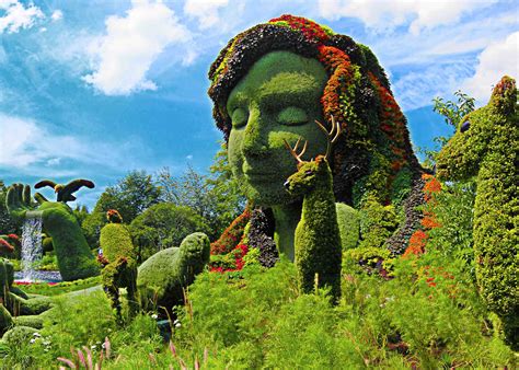 Check Out These Living Sculptures At Montreals Botanical Gardens Awol