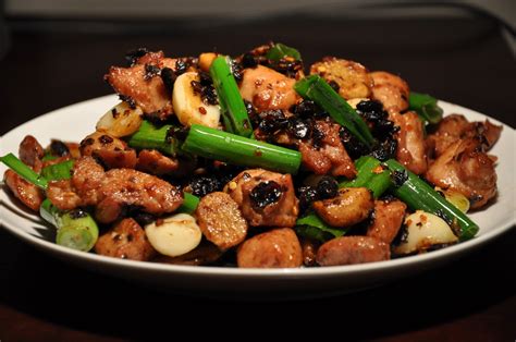 A dinner that basically cooks combine your favorite grain like orzo or rice in a skillet with chicken thighs and your favorite veggies, and call it dinner. Slice of Rice: Chinese New Year Meal #4 - Liuyang Black ...
