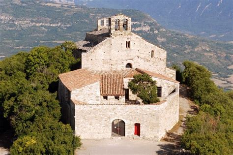 Read more about visita teatralitzada al conjunt monumental del castell de mur ; Castell de Mur (Pallars Jussà - Lleida) | femturisme