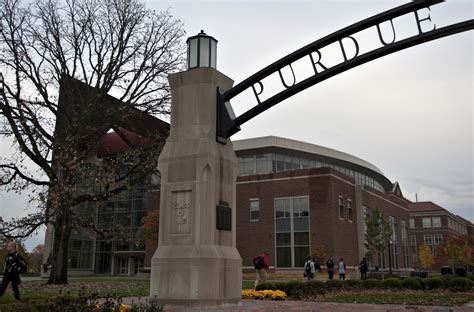 Purdue University Eyes Small Nuclear Reactors to Become Carbon Neutral