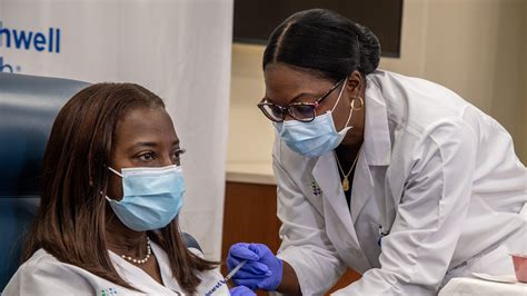 COVID vaccine: Black women take the lead in the U.S.