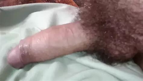 une jeune star du porno colombienne à gros pénis se masturbe pour beaucoup de lait xhamster