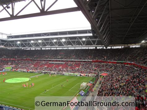 Fortuna düsseldorf, nickname as flingeraner are one of the teams in the 2. ESPRIT arena, Fortuna Düsseldorf - German Football Grounds