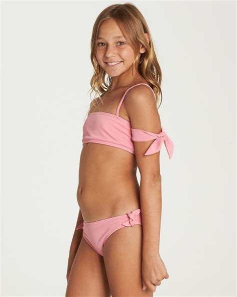 Flat Swimsuit Model