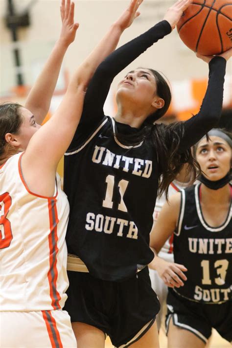 Photos Laredo United South Girls Basketball Remains Perfect In District 30 6a With Win Over