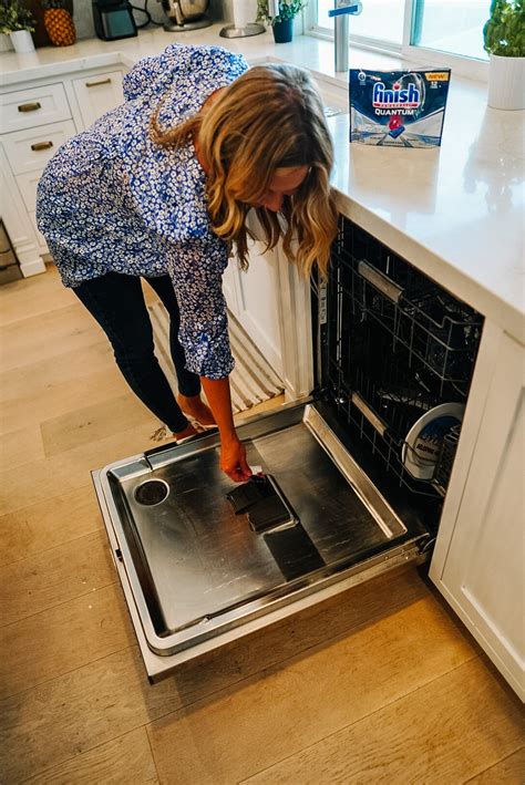 3 Simple Dishwashing Etiquette Tips You Need To Know Global Munchkins