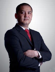 Beliau merupakan seorang usahawan yang berani mengambil risik. HELPCARE ENTERPRISE: From Zero to Hero - Datuk Wan ...