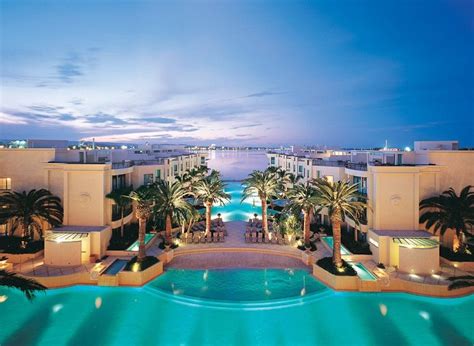 Gold coast malacca international resort'den. Review: Hotel Review Palazzo Versace, Gold Coast ...