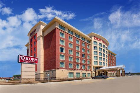 Book Drury Inn And Suites Iowa City Coralville Coralville Ia 2021