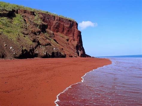 15 Beautiful Unusual Beaches From Around The World