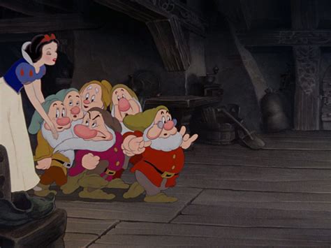 snow white and the seven dwarfs 1937 animation screencaps snow white disney snow white