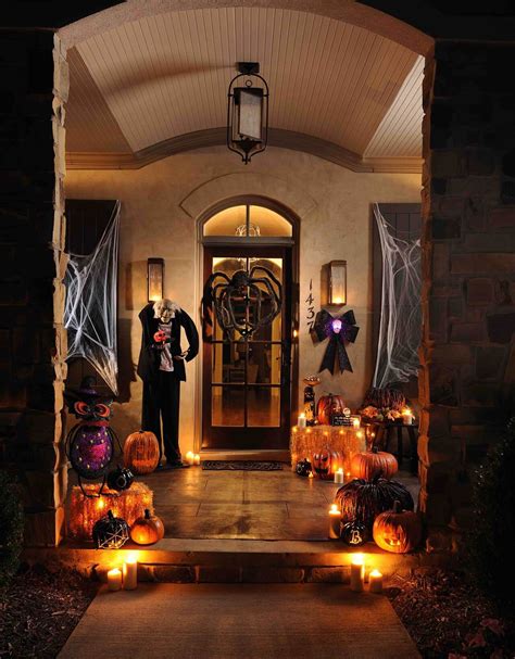 20 Scary Halloween Front Porch Ideas