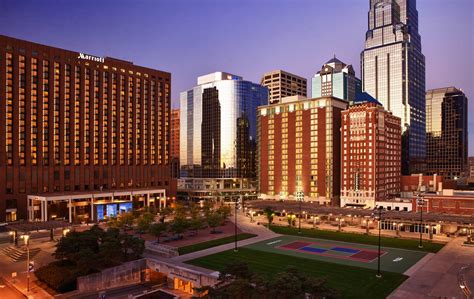 Kansas City Marriott Downtown Home