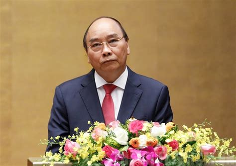 Chủ tịch nước nguyễn xuân phúc trình quốc hội danh sách nhân sự giới thiệu để bầu 2 lãnh đạo khối cơ quan tư pháp là chánh án tand tối cao chủ tịch nước trình đề nghị này trên căn cứ công văn số 1325 ngày 16/7/2021 của văn phòng trung ương đảng thông báo ý kiến kết luận của bộ. Ông Nguyễn Xuân Phúc được bầu làm Chủ tịch nước: Tiếp bước ...