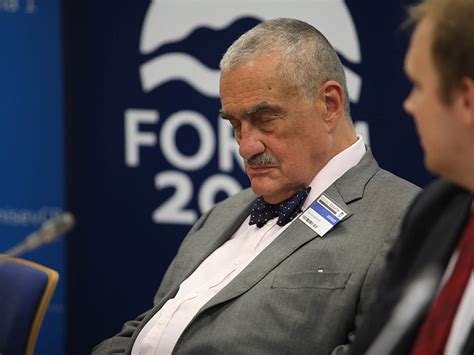 See more of karel schwarzenberg on facebook. Karel Schwarzenberg sedící, spící | ParlamentniListy.cz - politika ze všech stran