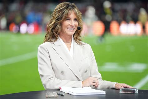 Suzy Kolber Among Espn Layoffs As Fans Paid Tribute To
