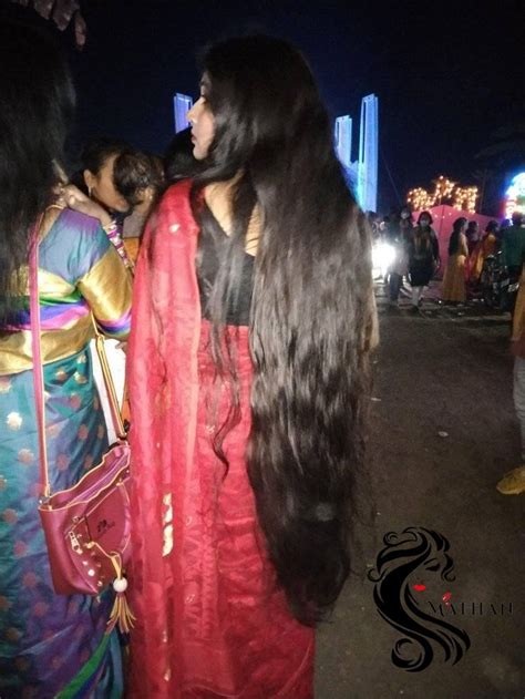 Pin By Leo Shoaib On Rapunzels In Loose Tresses Thick Hair Styles Long Indian Hair Long