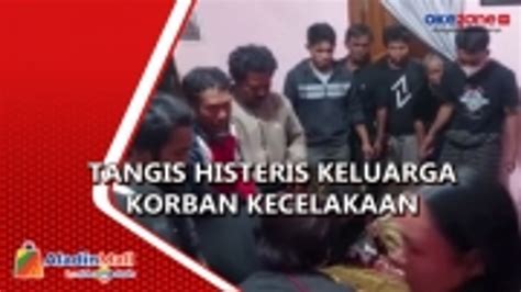 Tangis Keluarga Pecah Jenazah Korban Kecelakaan Di Pangkep Tiba Di Rumah Duka Video Dailymotion