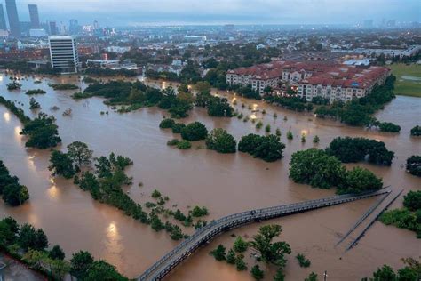 Photos Hurricane Harvey Hits Houston Bringing Catastrophic Flooding