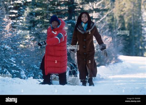 Jan 18 2002 Hollywood Ca Usa Joanna Bacalso As Barb And Cuba