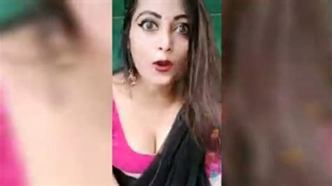 Sexy Bhabhi Ki Jawani At Sharee Youtube