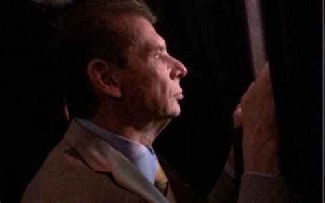 O conceituado dj revolution, disponibilizou para os amantes de boa música a sua mais recente faixa intitulada monami ni nzala. Vince McMahon Came Out To Personally Produce Angle During ...