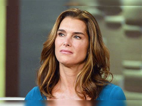 Stalker Brooke Shields Alleged Stalker Wanted By Police English