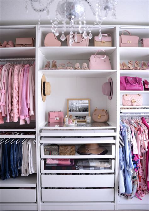 Oct 17, 2018 · these ikea hacks are diy at its finest. Ikea Pax Wardrobe Walkin Closet (15) | The Pink Millennial