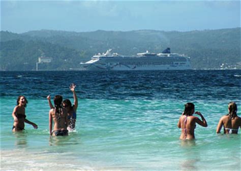 Res publica, meaning public affair) is a form of government in which power is held by the people and their elected representatives. Cruises To Samana, Dominican Republic | Samana Cruise Ship ...