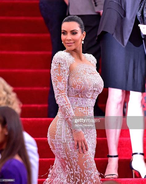 Kim Kardashian Arrives To The China Through The Looking Glass