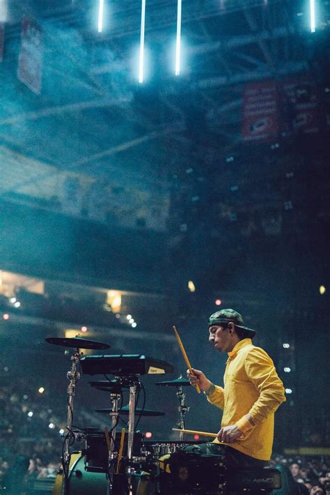 Josh Dun Drumming The Bandito Tour In Raleigh Nc On Twenty