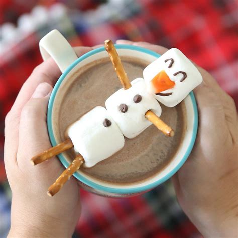 Learn How To Make A Marshmallow Snowman To Float In Your Hot Cocoa Or