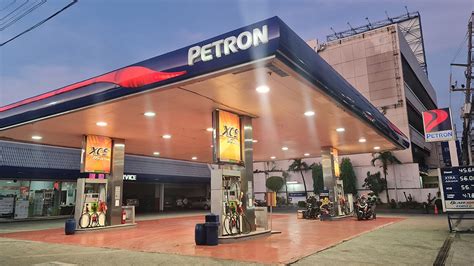 Doe And Angkas Recognize Three Petron Service Stations For Customer