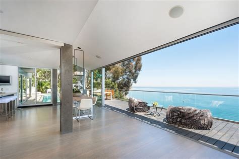 Matthew Perry Lists Malibu Home For 5M American Luxury