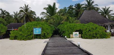 Schöner weisser strand angaga island resort (vilamendhoo) • holidaycheck (alif dhaal atoll | malediven). "Außenansicht" Angaga Island Resort (Vilamendhoo ...