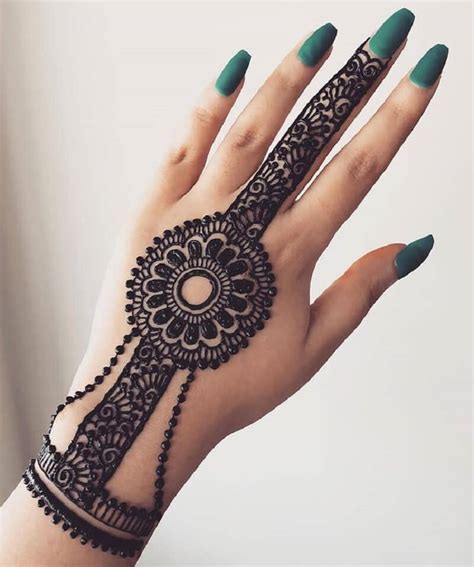 51 Karwa Chauth Mehndi Designs For Newlywed Brides