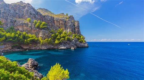 Book your trip to spain. Luxury Villas In Majorca Spain 2021/2022 | A&K Villas