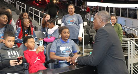 Nba playoffs 2021 / east / final / game 4 / 29.06.2021 / {milwaukee bucks @ atlanta hawks} вид спорта: Atlanta Hawks spend MLK Day encouraging local first ...