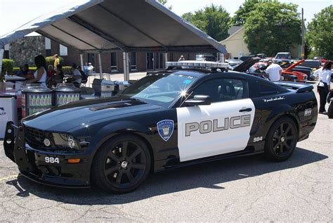 History Of American Police Cars These Are The Cars That Have Kept Are