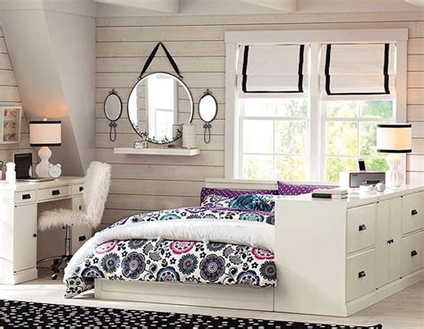 There are a lot of things you need to fit into this little room, but you still want it to be a calm and restful space. Girls' Bedroom Furniture That Any Girl Will Love - Decoholic