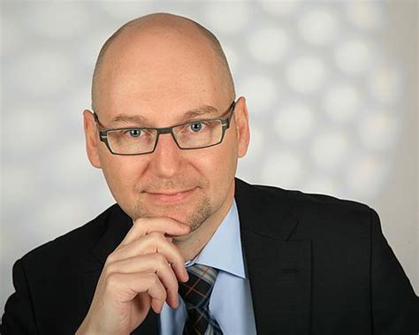 Last updated april 22, 2019. Michael Löb ist neuer Sprecher der Geschäftsführung der ...