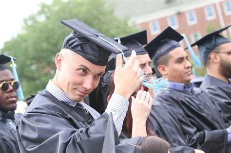 If you're hoping to graduate in 4 years, you'll need to average. How much do college graduates typically make in their ...