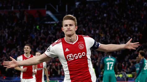 Barcelona ve paris saint germain kulüplerinin de peşine düştüğü de ligt, cristiano ronaldo'nun çağrısına uyarak juventus'u seçti. Ajax vs Tottenham player ratings: Lucas Moura and Dele ...