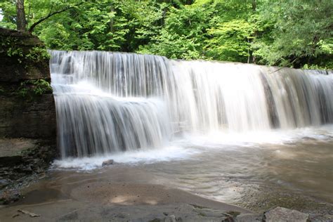 8 Minnestoa Waterfalls You Can Day Trip To from Minnepolis