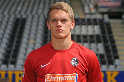 His current girlfriend or wife, his salary and his tattoos. Matthias Ginter HD Wallpaper - sports wallpaper