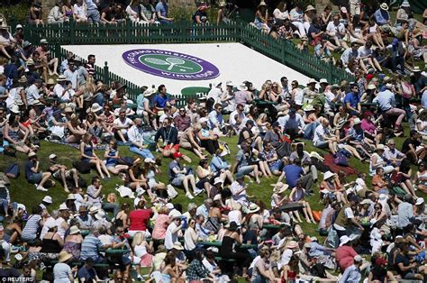 Andy Murray Beats Mikhail Kukushkin At Wimbledon In 31c Heat On Centre