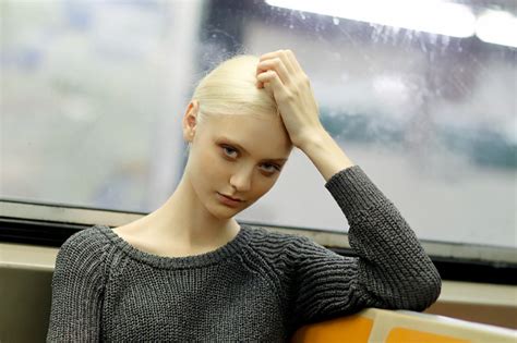나스티아 쿠사키나 Nastya Kusakina 러시아 모델 러시아 미녀 자연스러운 네츄럴 메이크업 투톤 헤어스타일 네이버 블로그